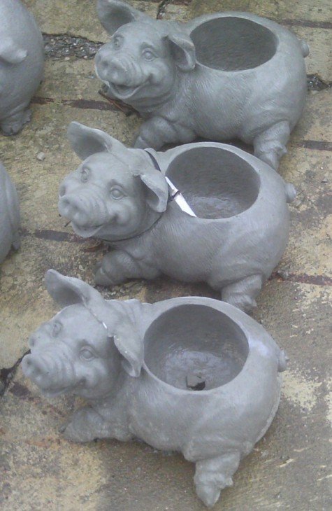 PP260 PIG PLANTER