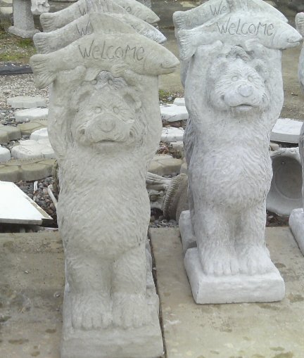 AB141 BEAR WITH WELCOME FISH $105