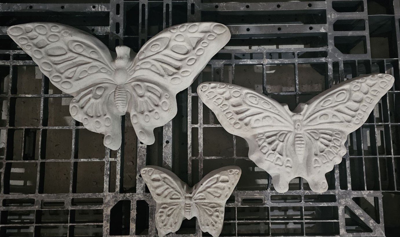 AB190 BUTTERFLY 6" $5; AB191 BUTTERFLY 10" $10; AB192 BUTTERFLY 12" $15 ($30 for set of 3)