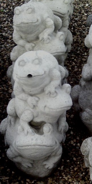 AF514 FROGS FOUNTAIN PIECE $54