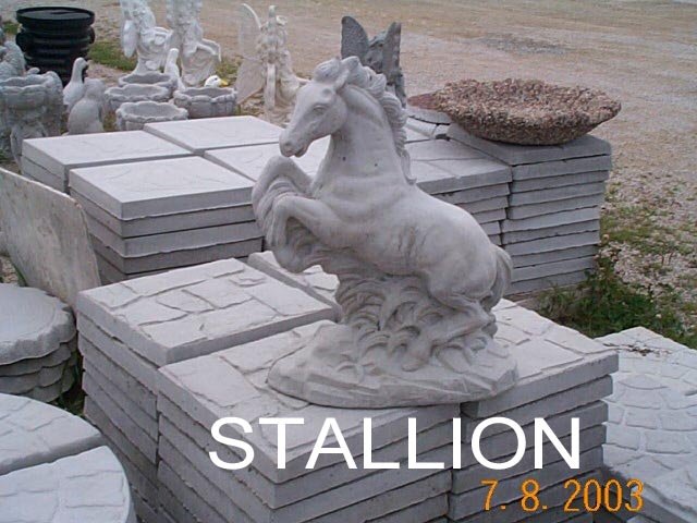 AH565 HORSE STALLION $78