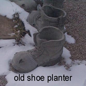 PO250 OLD SHOE PLANTER LARGE