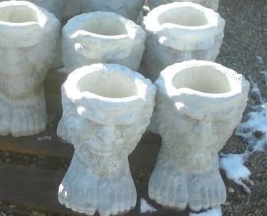 PB123 BIGFOOT HEAD PLANTER