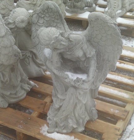 SA129 ANGEL SITTING ELBOW ON WING 30" $105