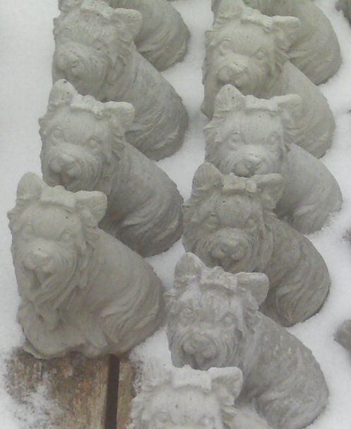 AD339 DOG YORKIE SMALL $5