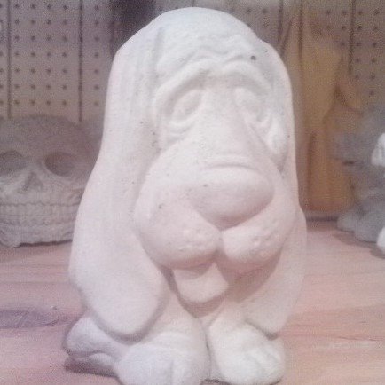 AD349 DOG HOUND TINY $5