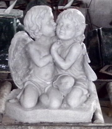 SA127 ANGELS KISSING $63