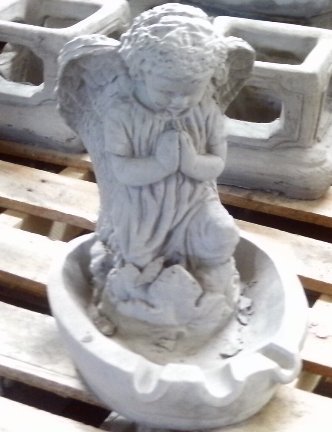 SA115 ANGEL SPILL FOUNTAIN PIECE $45
