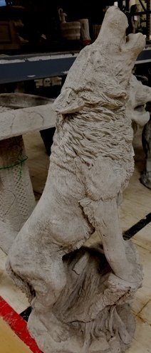 AW955 WOLF 30" HOWLING $111