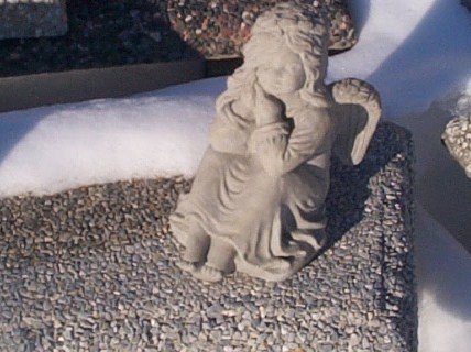 SA120 ANGEL SITTING $25