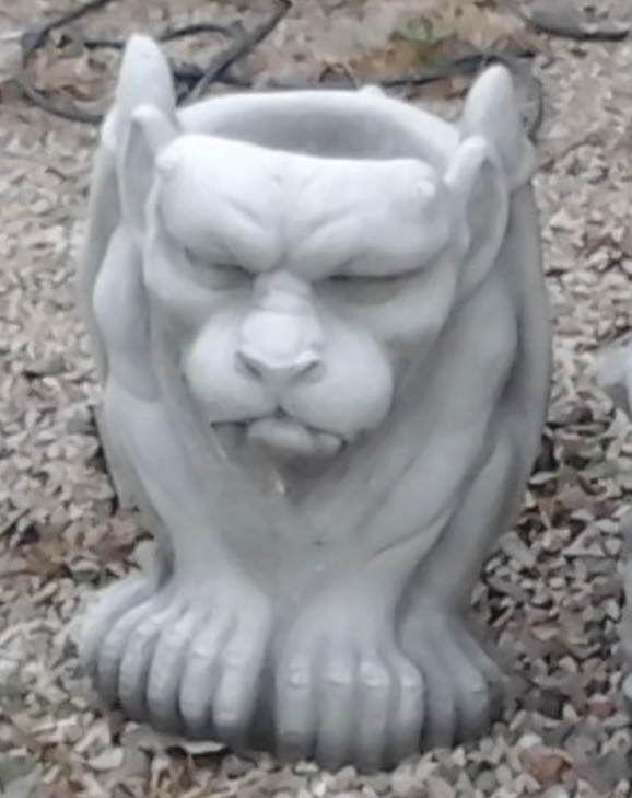PG168 GARGOYLE HEAD PLANTER