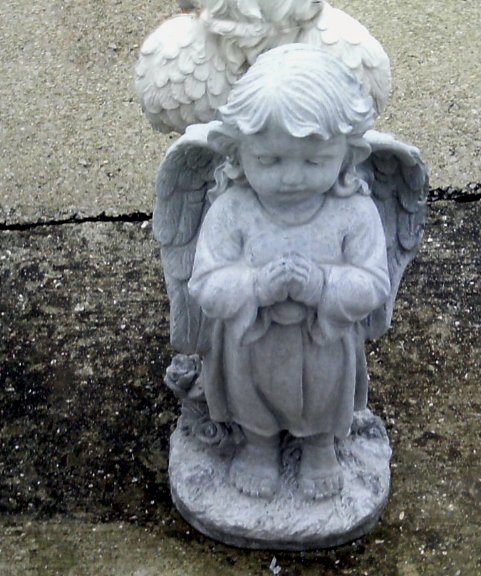 SA108 ANGEL 18" PRAYING $48