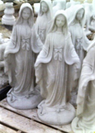 SM480 MADONNA 30" $90