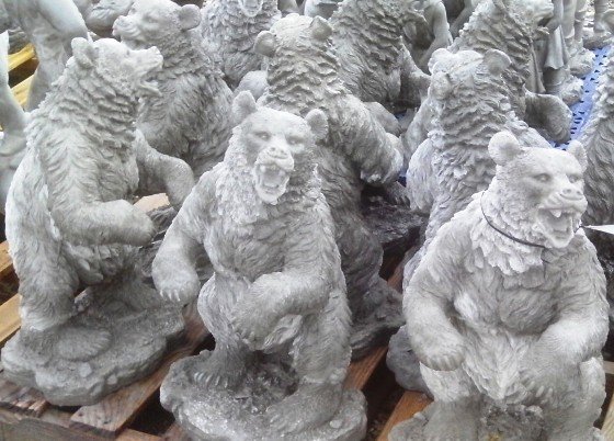 AB139 BEAR STANDING GROWLING $75