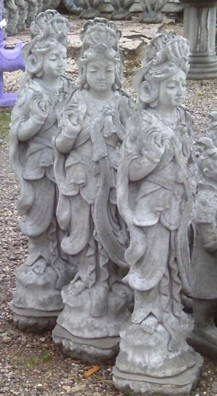 SQ570 QUAN YIN 3 FT $108