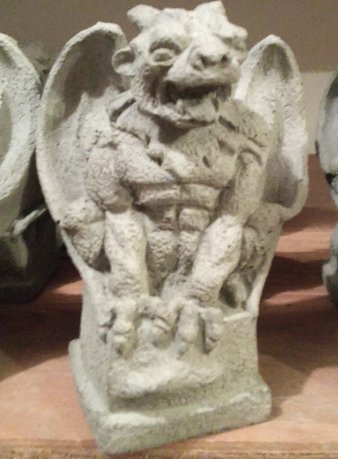 SG367 GARGOYLE TINY GROWLING $5