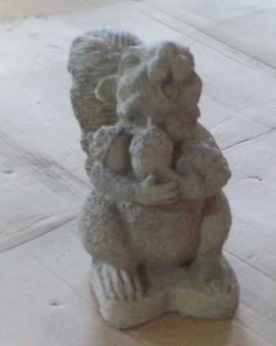 AS865 SQUIRREL WITH NUTS 8" $12