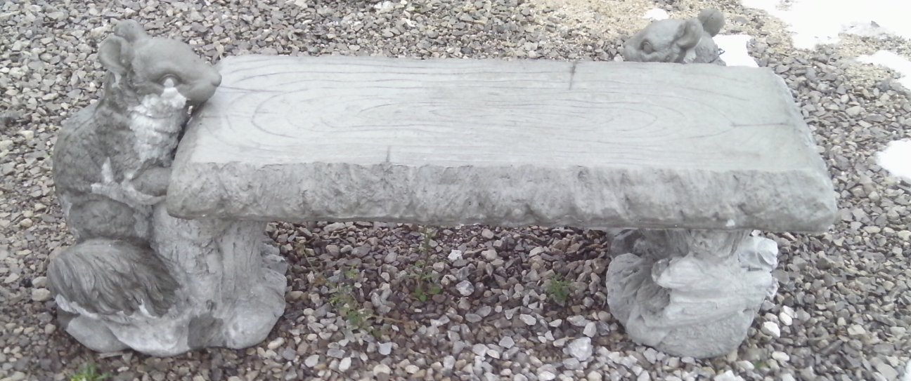 BE4300 SQUIRREL BENCH