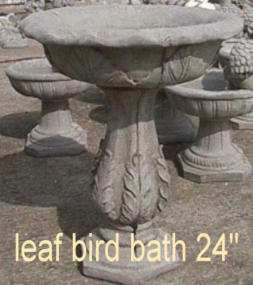BB1100 LEAF BIRD BATH