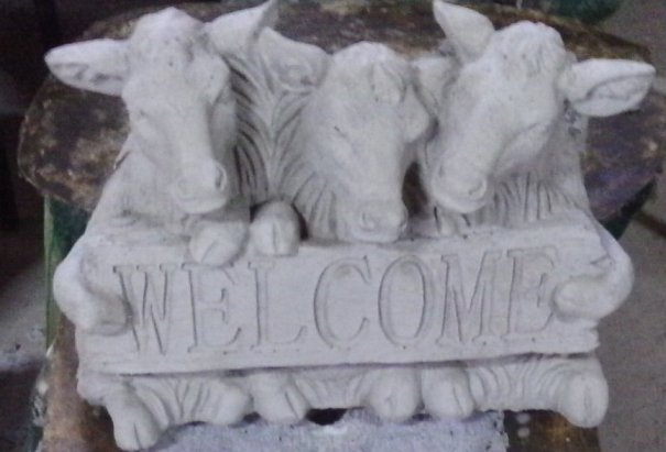 AW933 WELCOME COWS $30