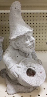 SG404 GNOME WITH MUSHROOM $21
