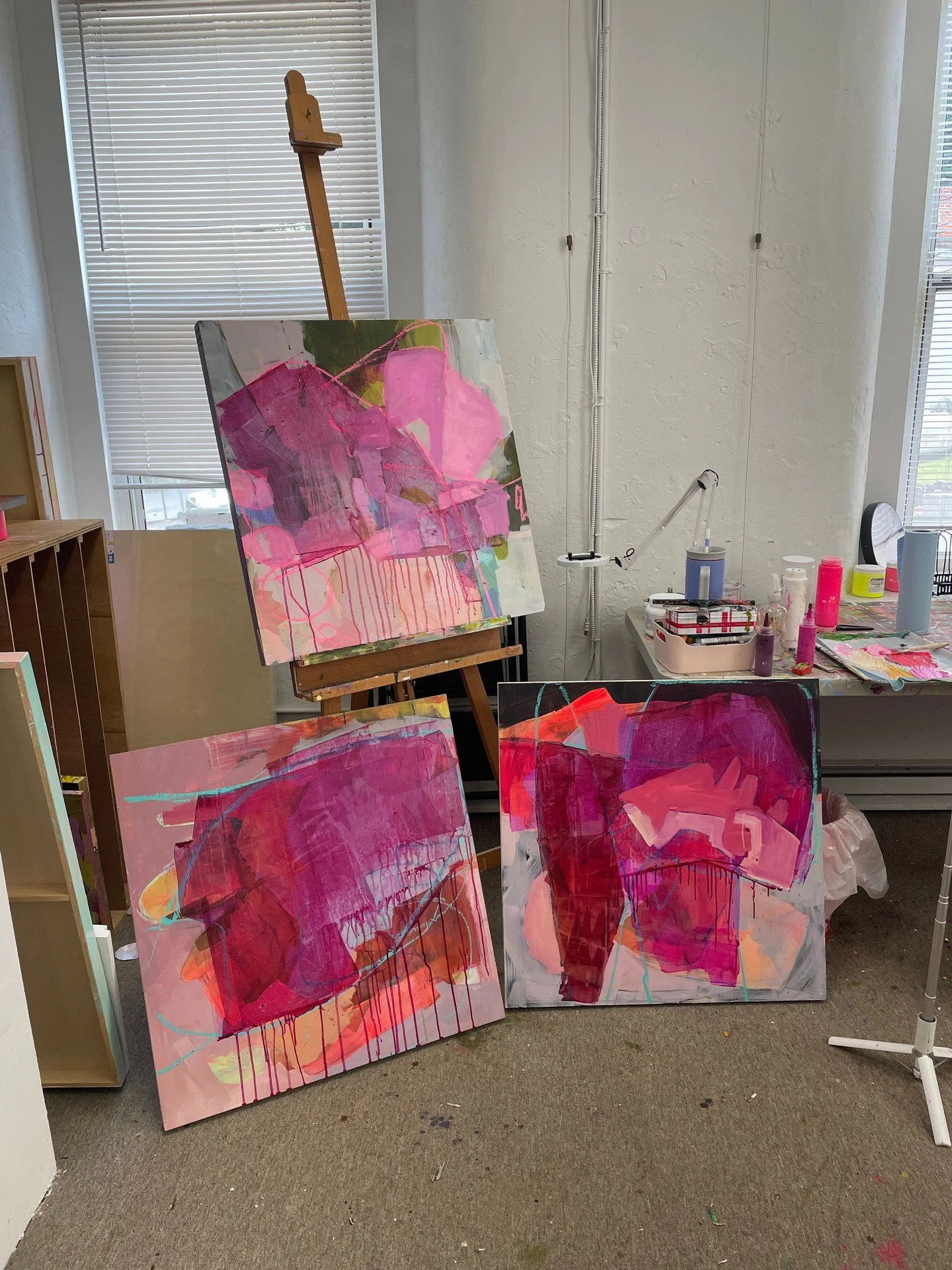 September in the studio and on the road. Currently in a purple phase, I guess!⁠
⁠