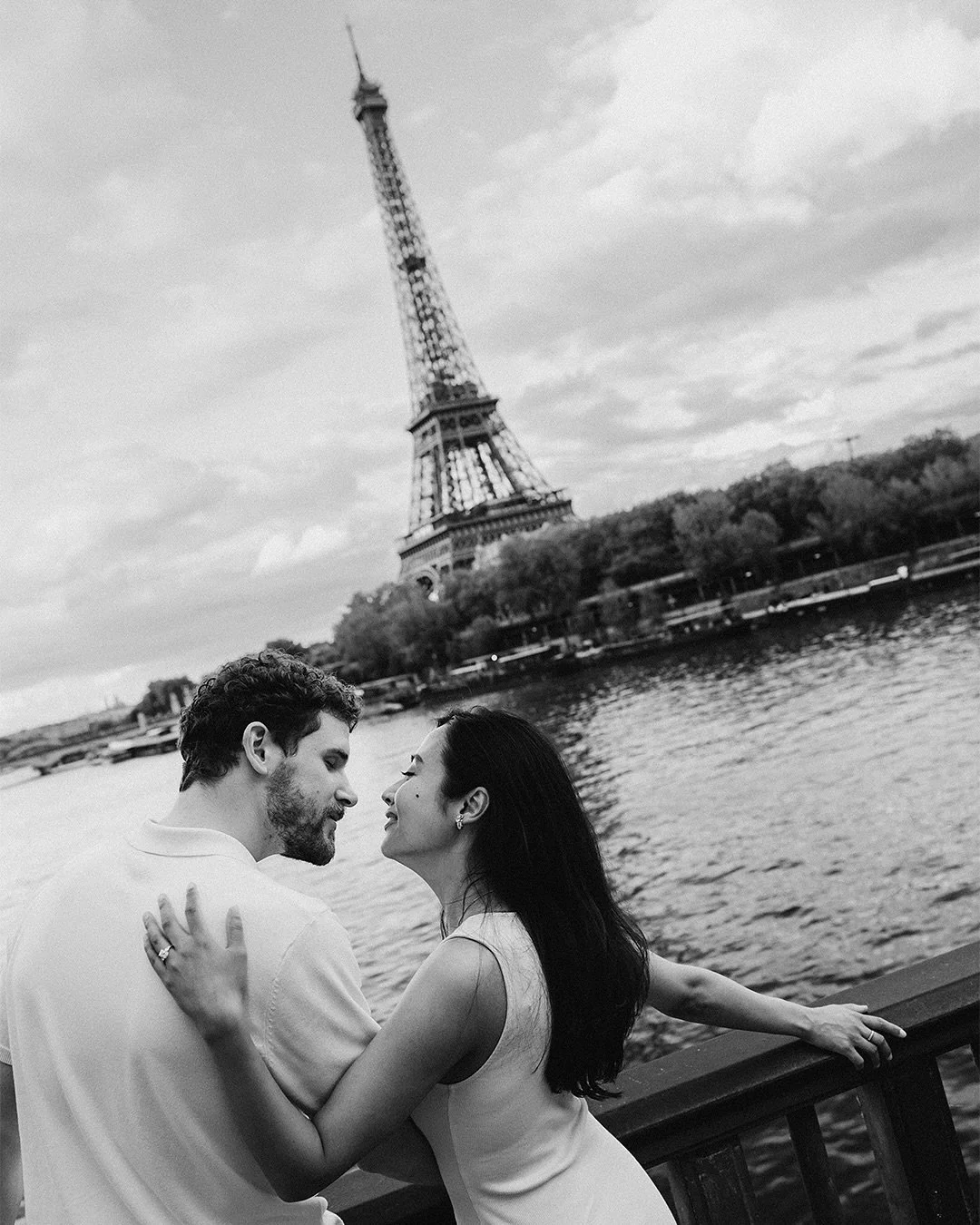 Safalta &amp; Alec ✨✨✨ The way they looked at each other said everything 🖤
.
.
.
#parisphotographer #pariscouplephotographer #parislovestory #engagementsession #cinematicphotography #authenticlovemag #dirtybootsandmessyhair #unscriptedposingapp #sar