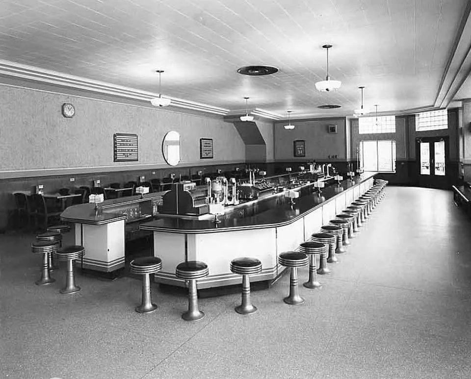 May 3 1940- AC Petersen Farms restaurant opens on Park Road. 