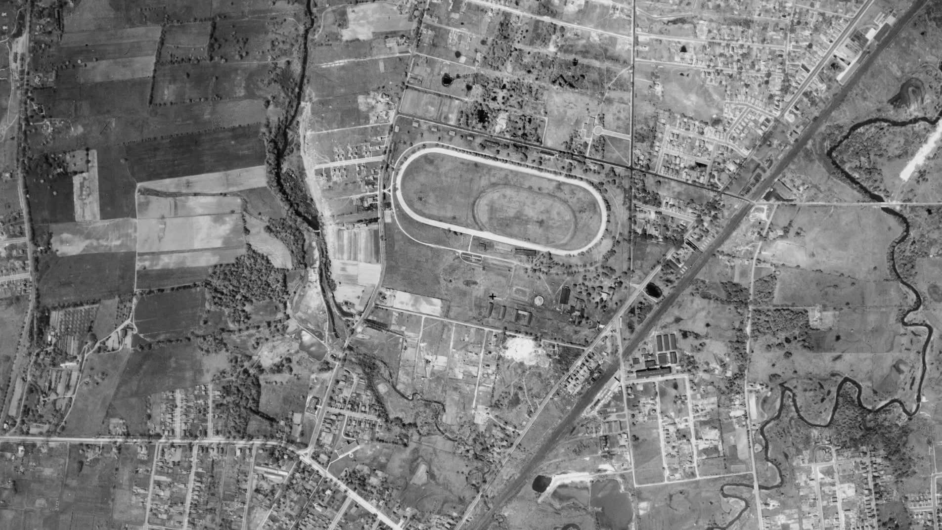1933 - Remains of former Luna Park can be seen below the race track