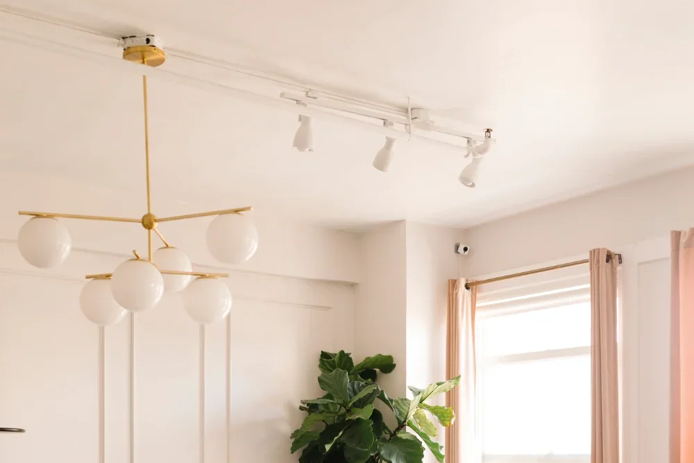 Heavy Chandelier Support and Structural Reinforcement.webp