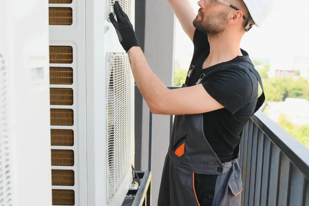 Multi-Zone Heat Pump System Electrical Planning.webp