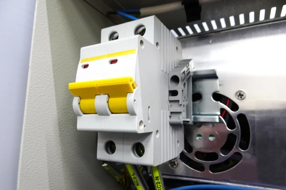 Transfer Switch Integration with Building Electrical Systems.webp
