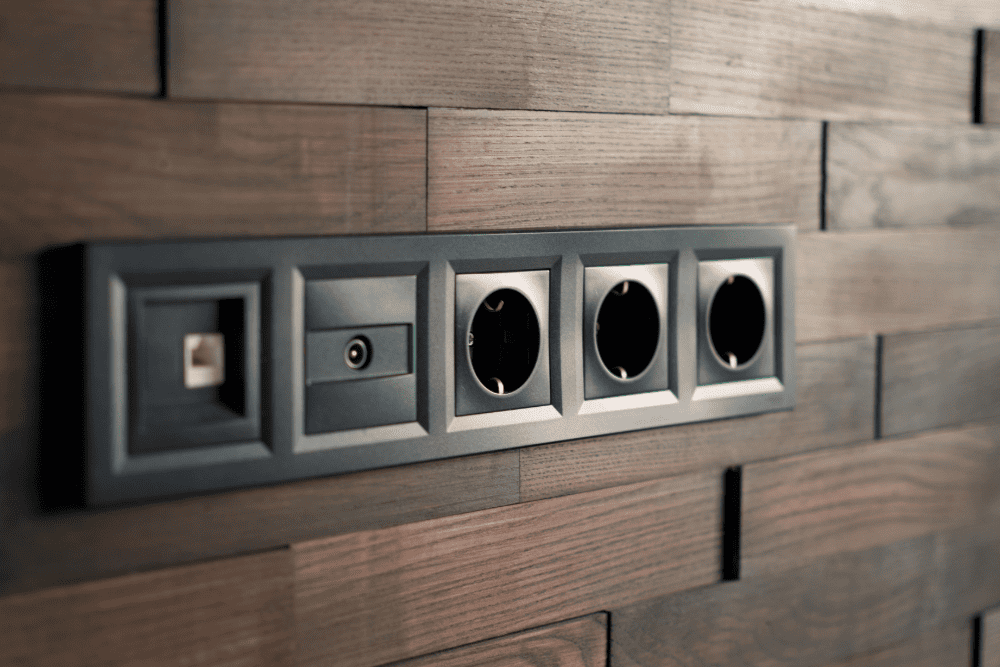 Understanding Wi-Fi Smart Switch and Outlet Electrical Requirements