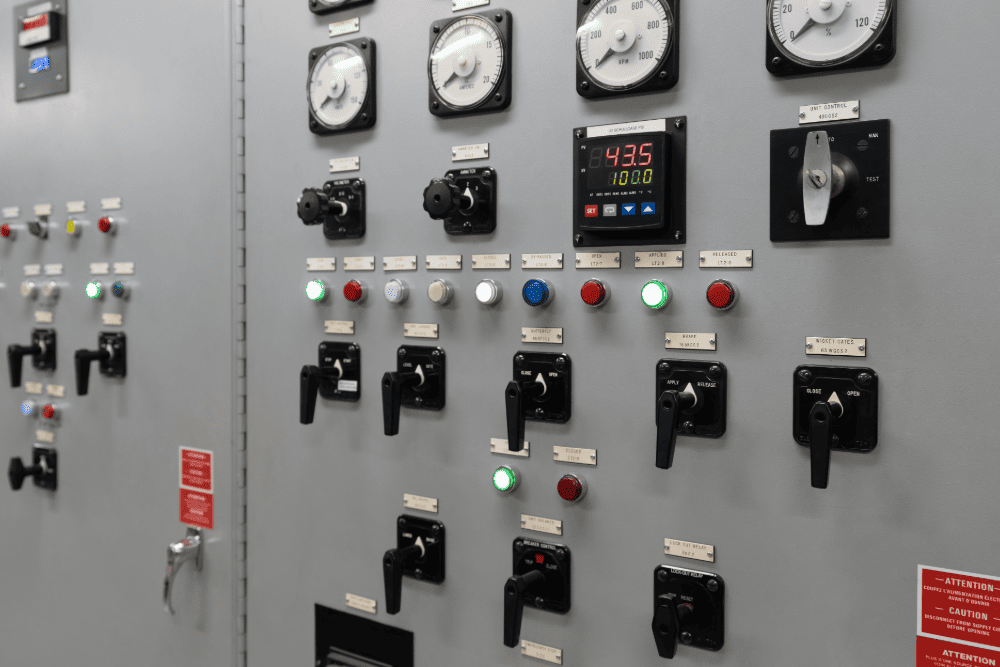 Energy Efficiency and Operating Economics of Modern Electrical Panels