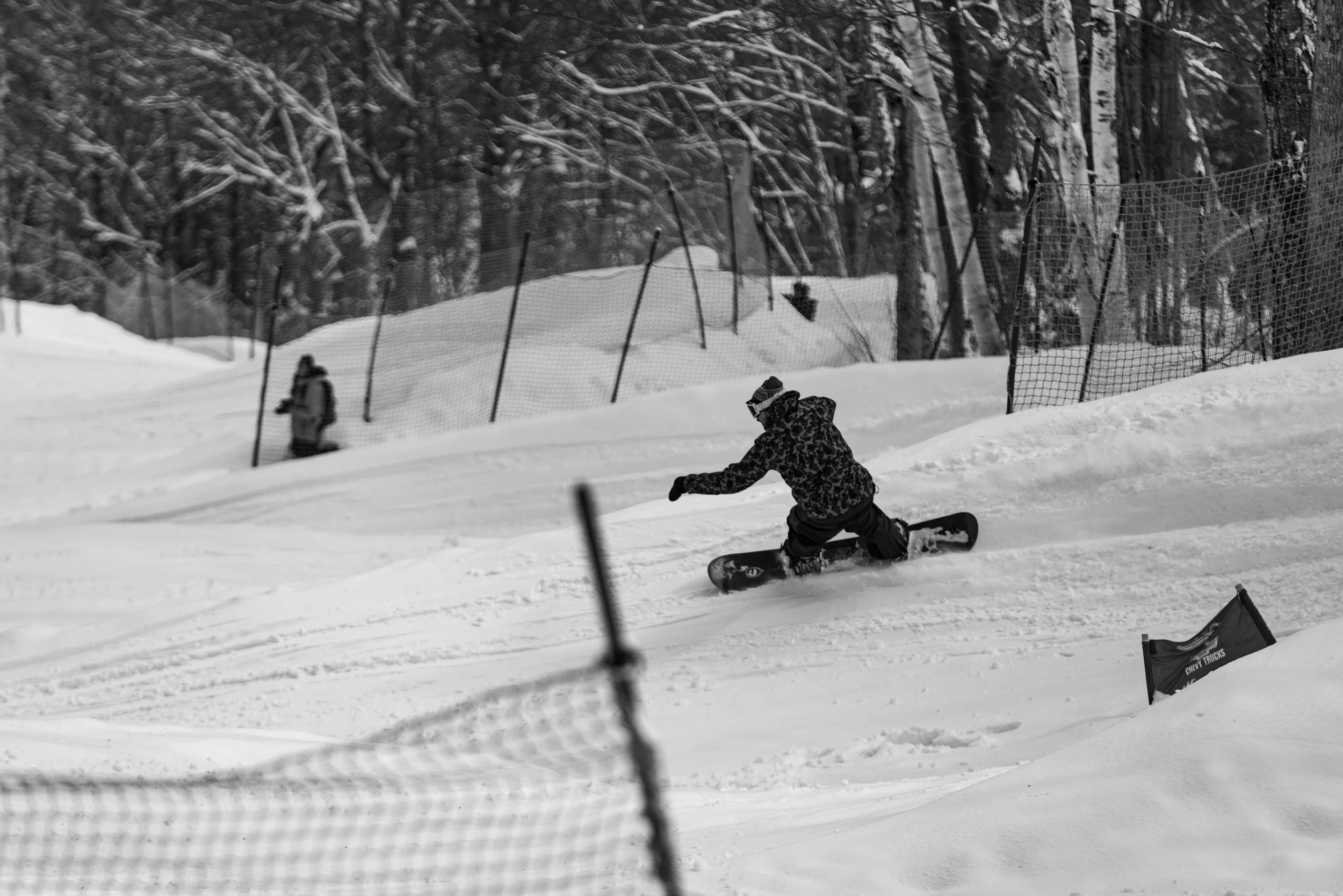 IanPrescottSmith_SideSurfers_Banked-2.jpg