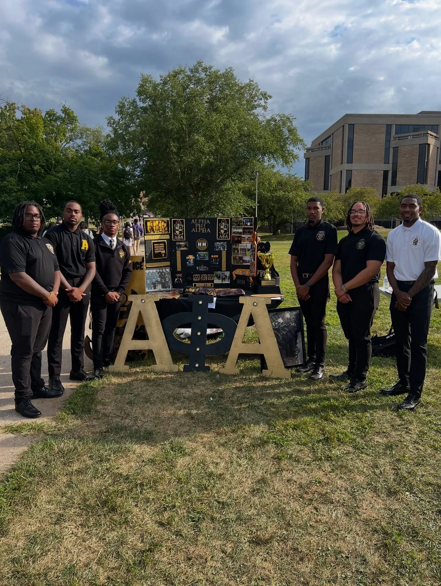 This past week, Brothers attended the activities fair and welcomed all students! Many stopped by our table and learned more about Alpha Phi Alpha Fraternity, Inc. and more about the Eta Eta chapter! We look forward to putting on countless events this