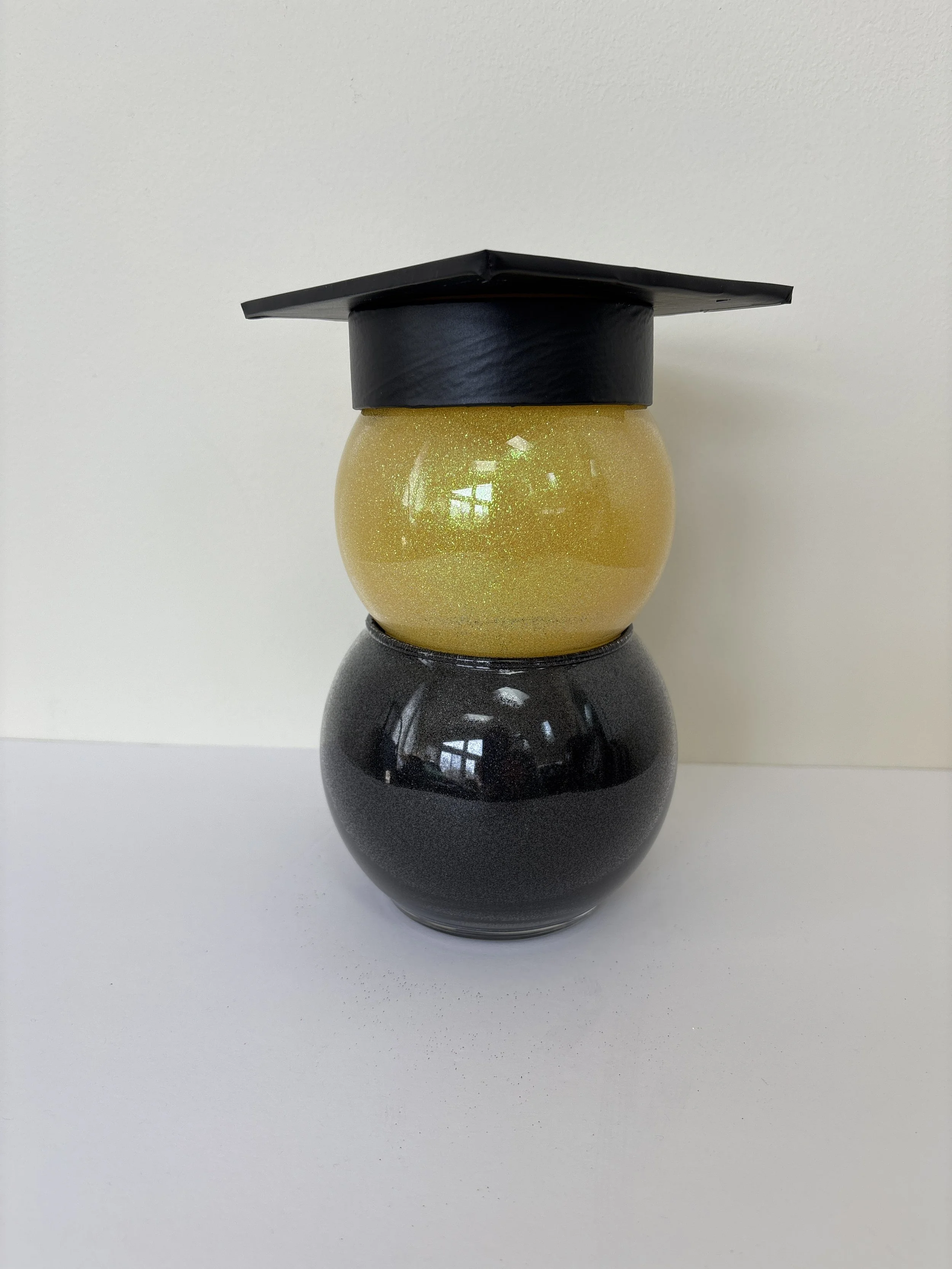 Black Bottom with Yellow Face.JPG