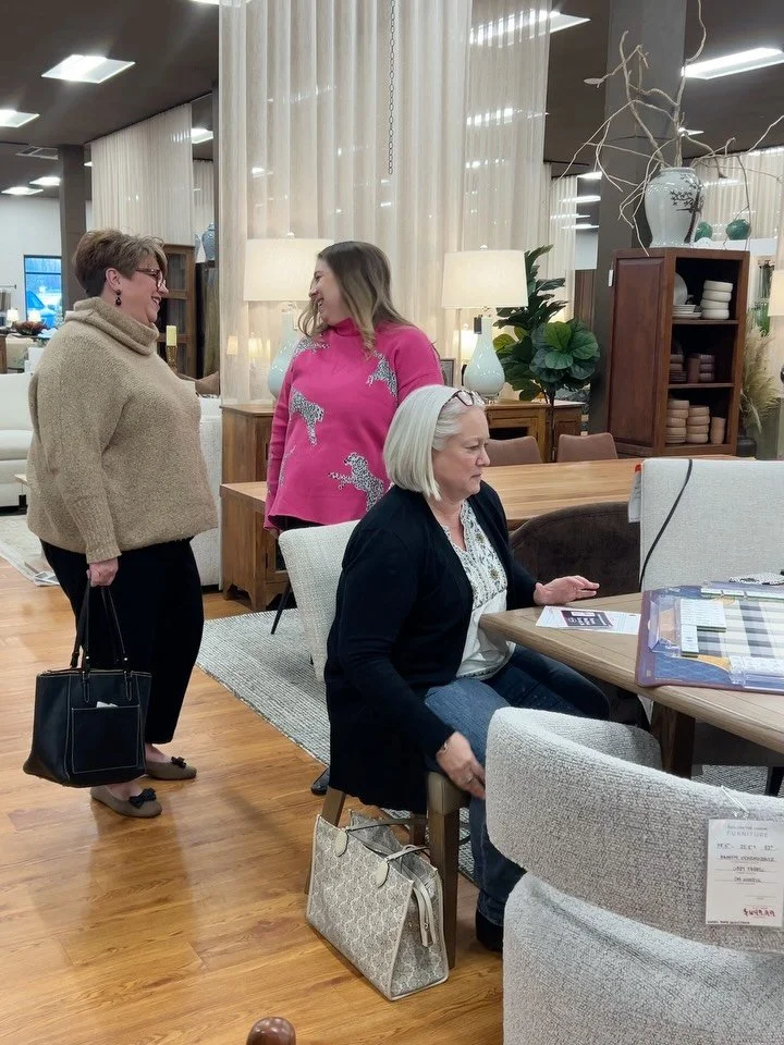 Not one, not two, but THREE mahjong winners last night! 🙌 

Such a beautiful setting for a beginner's class at @shopcuratedfurnishings. Will be back in March!

#mahjong #beginnerlesson #beginnermahjong #mahjongworkshop
