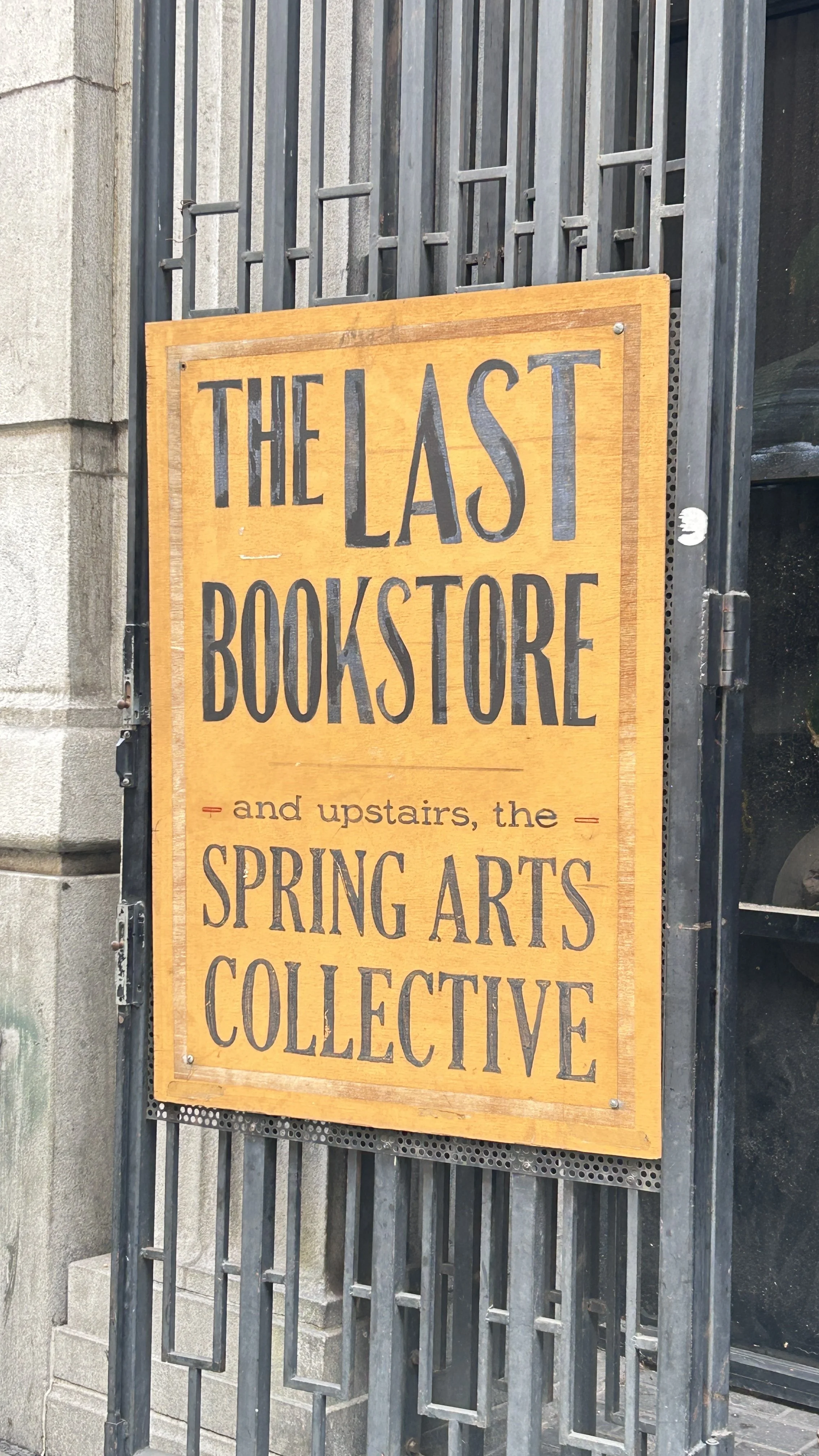 Sundate: The Last Bookstore