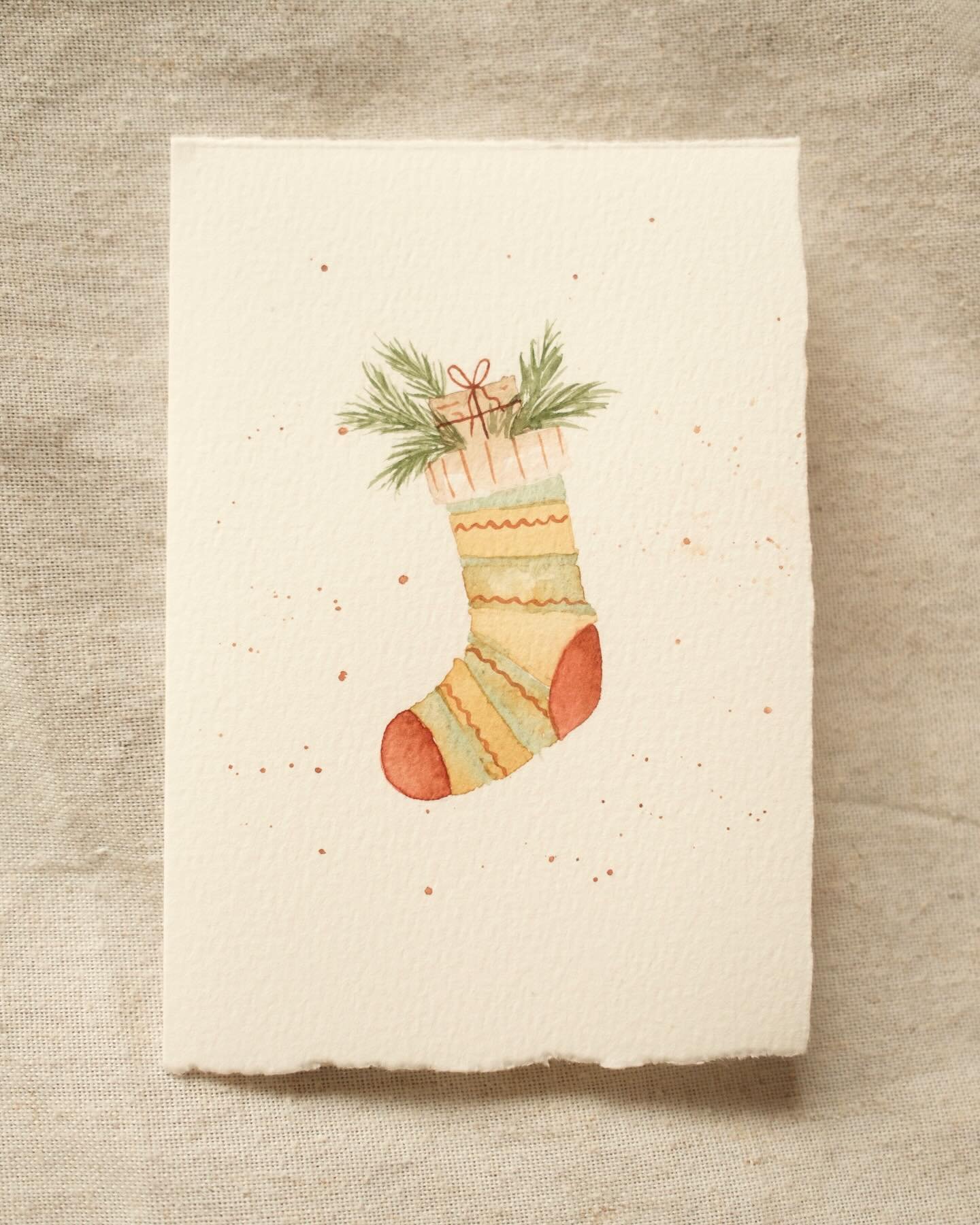 Hier kommt ein bisschen Weihnachtskarten-Inspiration. 💫 

Oft sind die sch&ouml;nsten Motive n&auml;mlich gar nicht so schwer umzusetzen. Hier braucht es nur ein bisschen Geduld in den Trocknungszeit, damit nicht alles ineinander verschwimmt. ✨ 

Pr