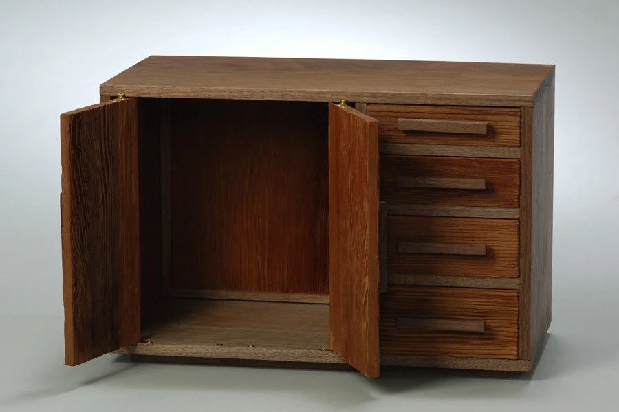 Cabinet 3.jpg