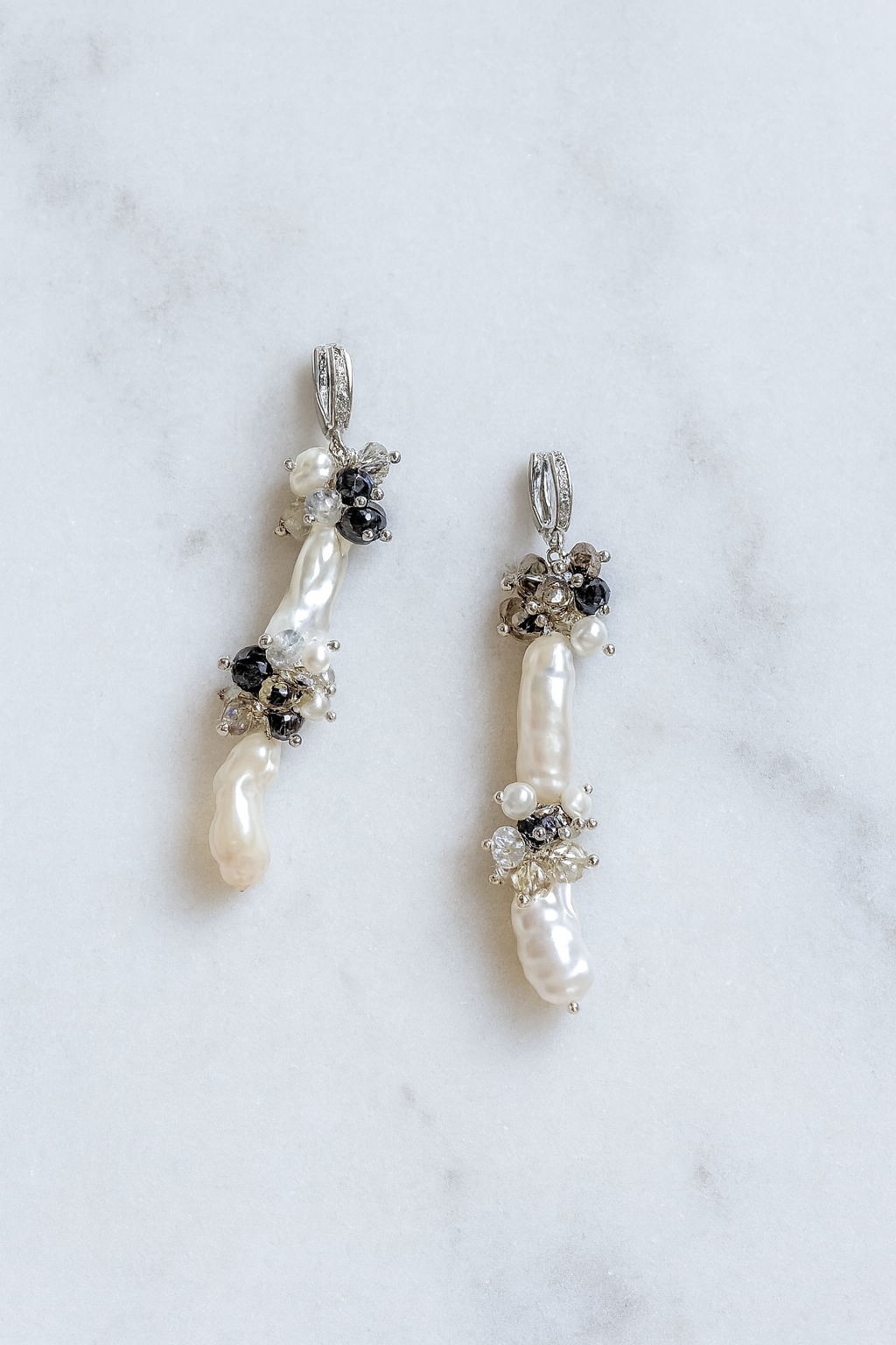 Brincos Odete White Gold Longos