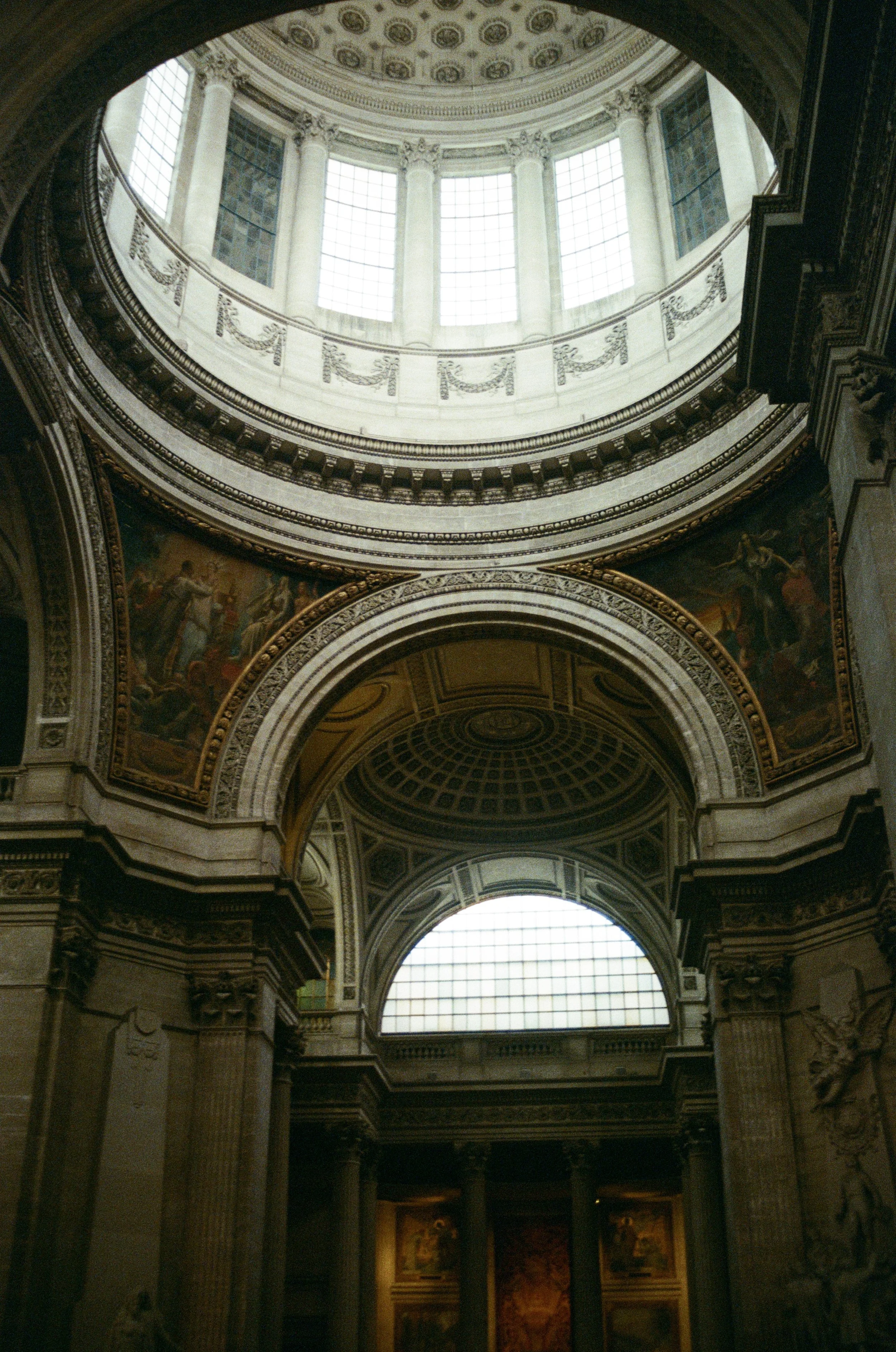 paris notre dame2 copy.jpg