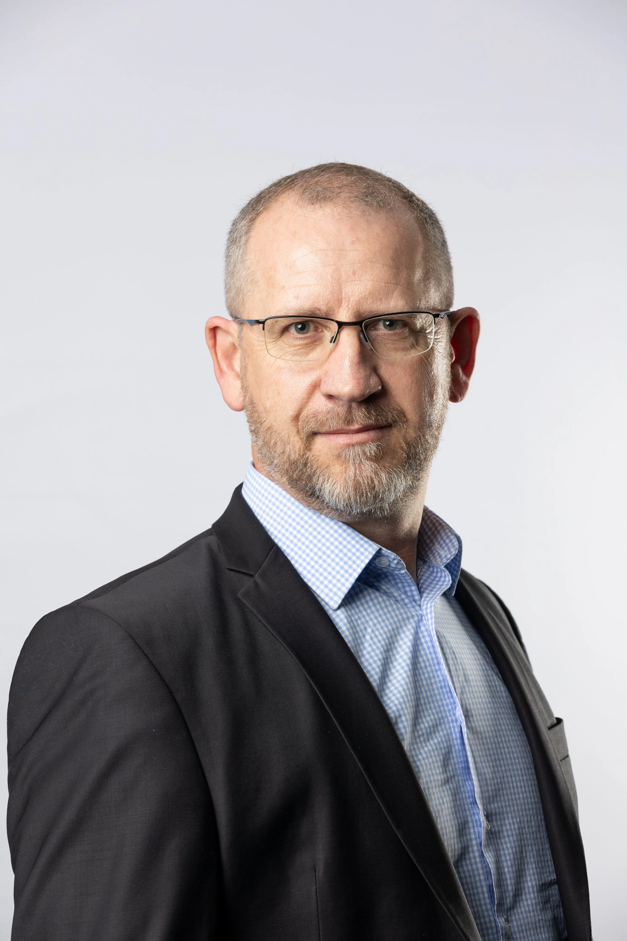 EnsiminiHeadshots_02092025_V1-5.jpg