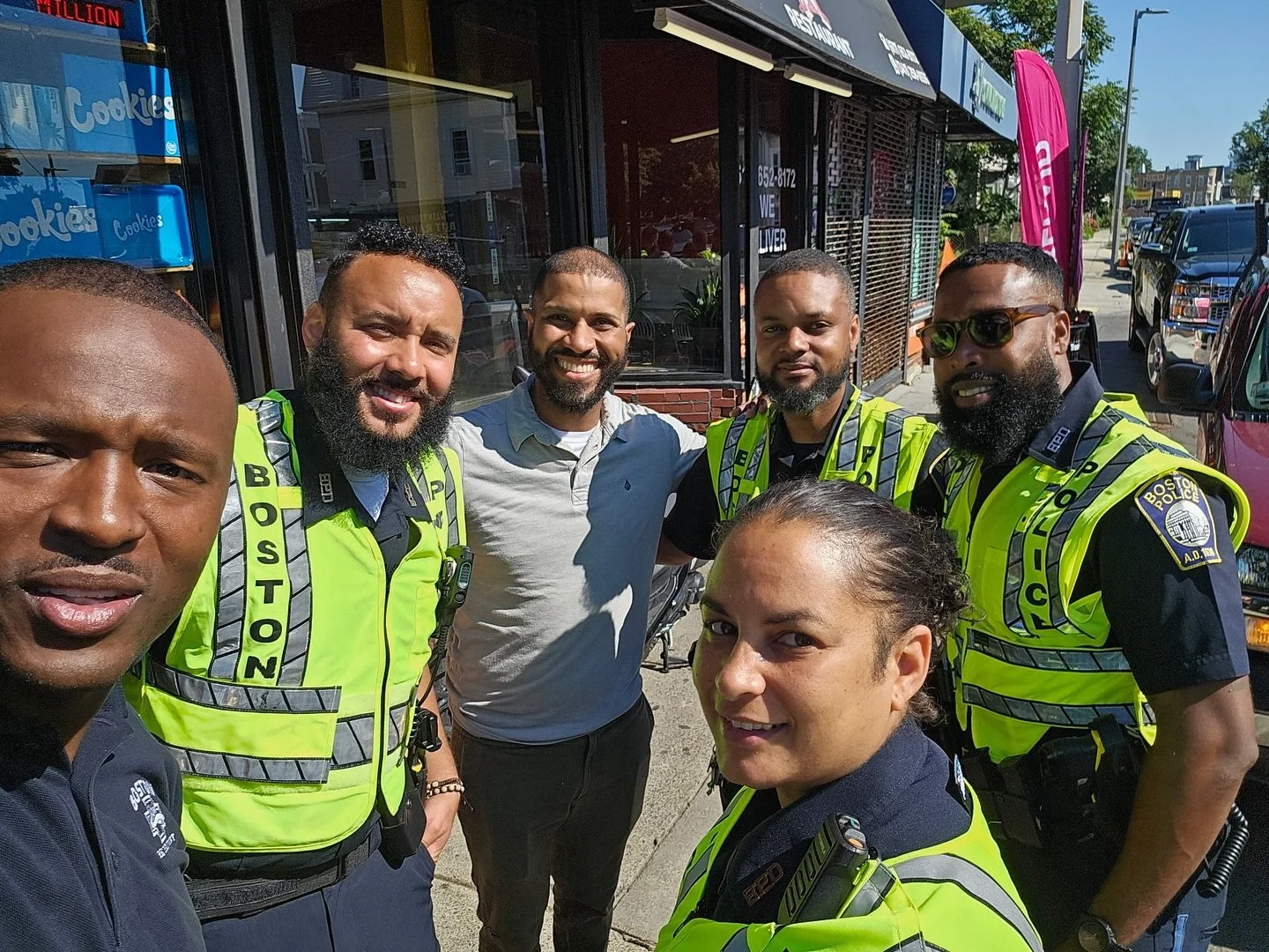 Grateful to walk the neighborhood yesterday with some of Boston’s finest from the Boston Police and Fire Department.
Public safety is a top priority—and that means building strong relationships, fostering trust, and working together to