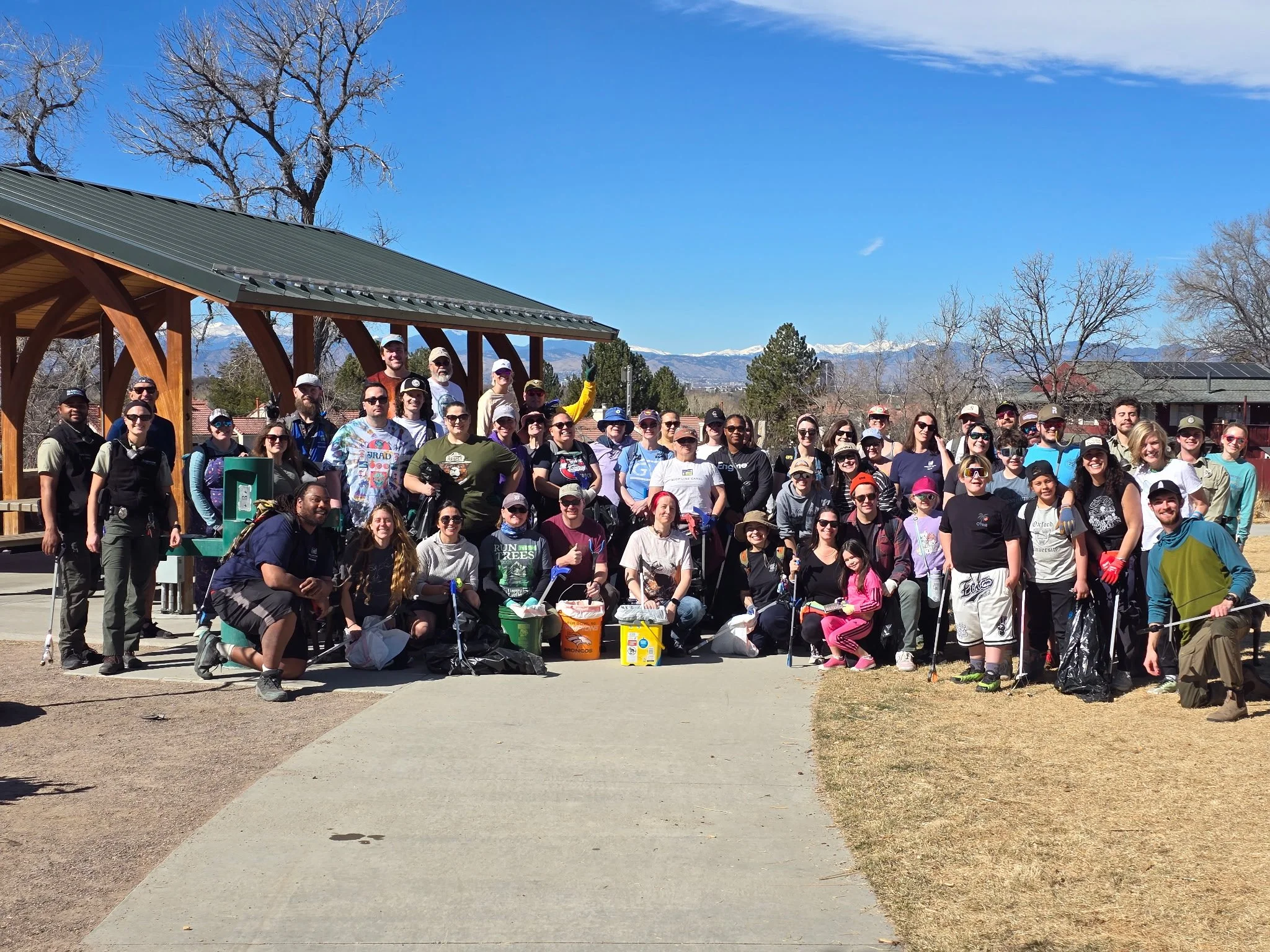 📍 High Line Canal, Denver | Our second ever trail cleanup, where we picked up over 1,000 pounds of trash in an afternoon with Denver Parks & Rec rangers and The High Line Canal Conservancy