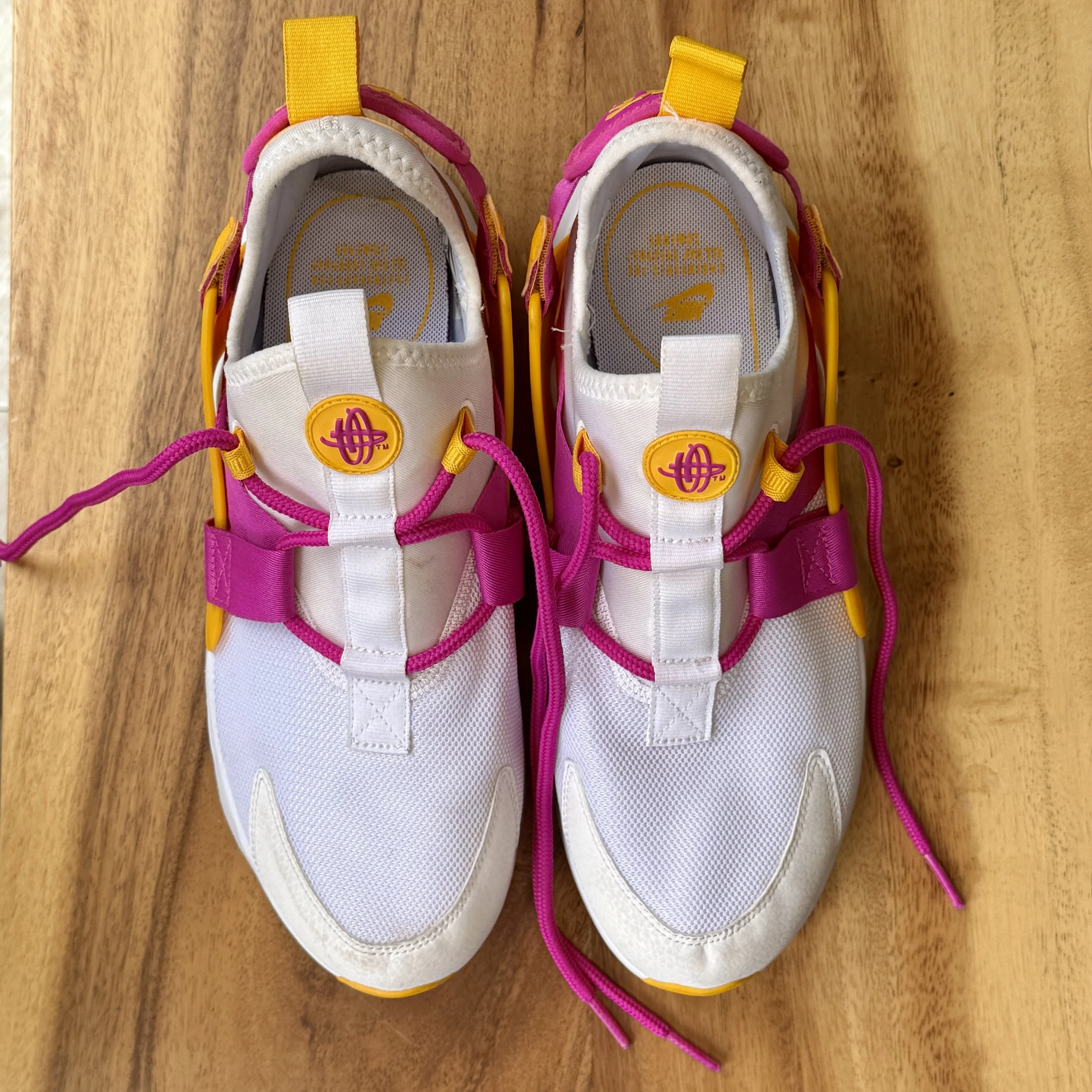 Nike Air Huarache City Sneakers - Women's 9