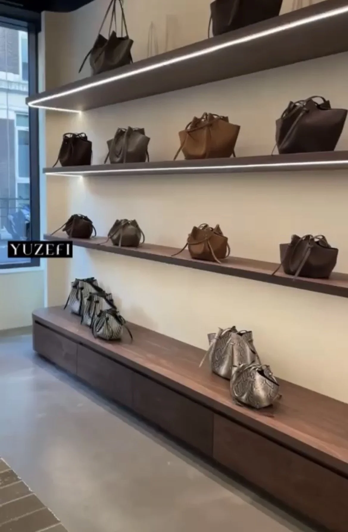 Yuzefi Store pic 1.jpg