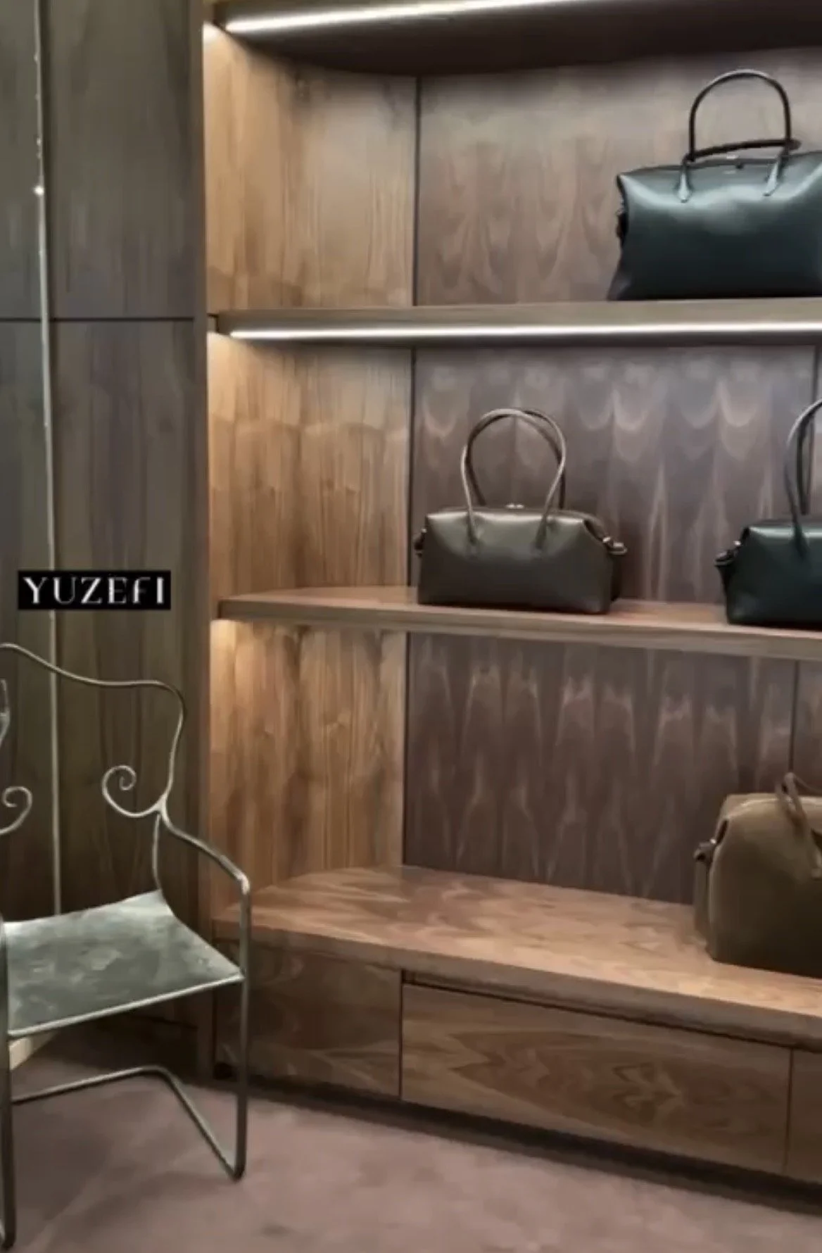 Yuzefi Store Pic 5.jpg