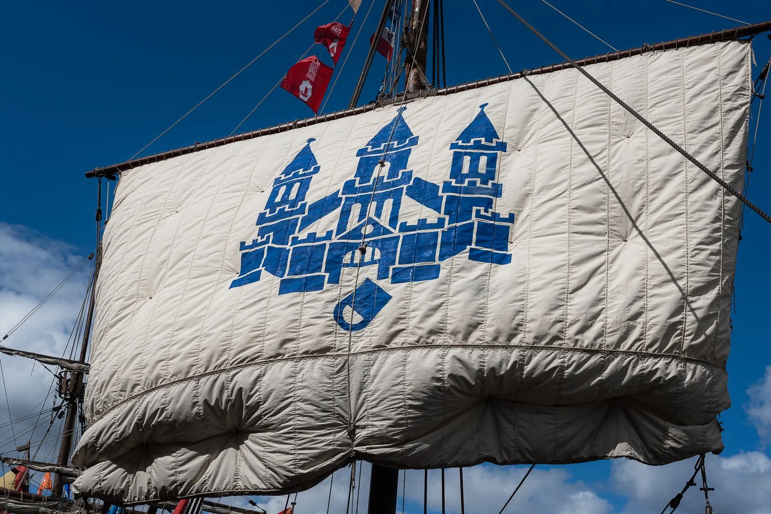 Street Photography - Sail 2025 - 17.jpg